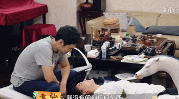 做饭带孩子主动解决婆媳矛盾，这样的24孝好老公她还说只是“标配”？