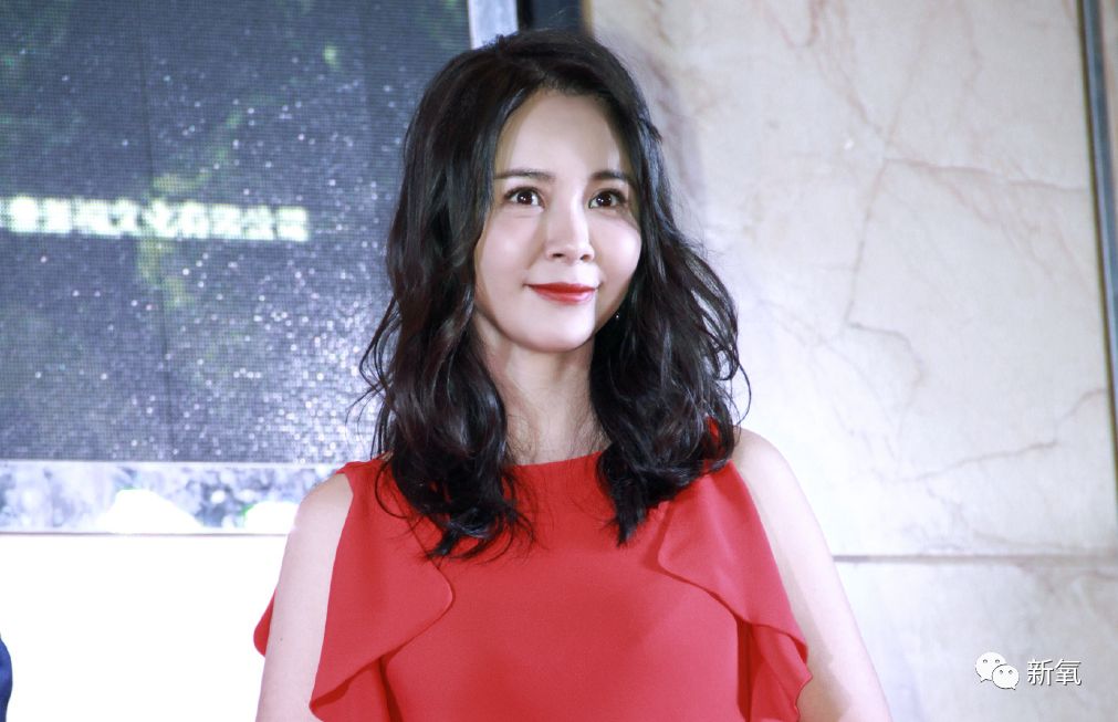 家喻户晓的童年女神复出！40岁为演第一美人被指整容过度脸崩了…