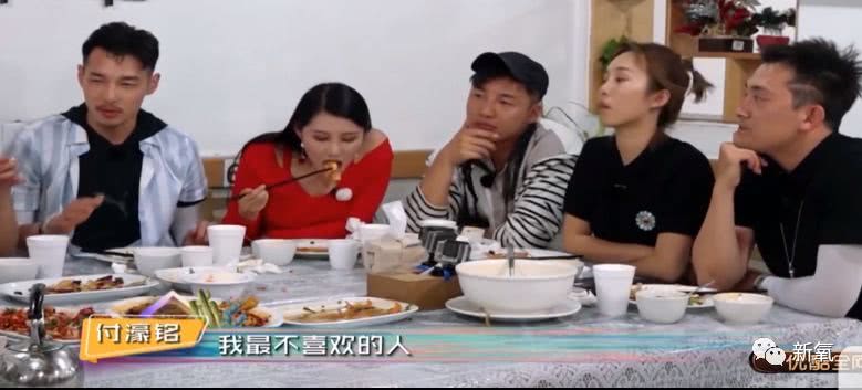半夜被气到清醒！张雨绮这是在公开带头霸凌素人？