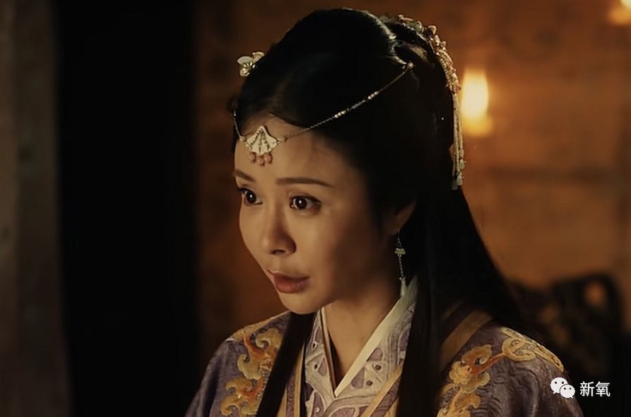 家喻户晓的童年女神复出！40岁为演第一美人被指整容过度脸崩了…