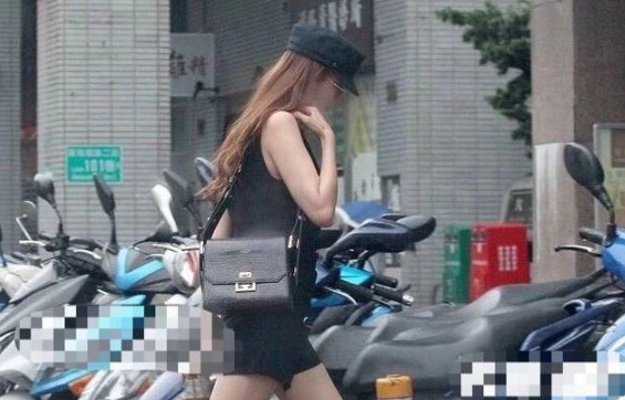 [娱情记事本]林志玲被曝已怀孕 工作人员表示：不回应