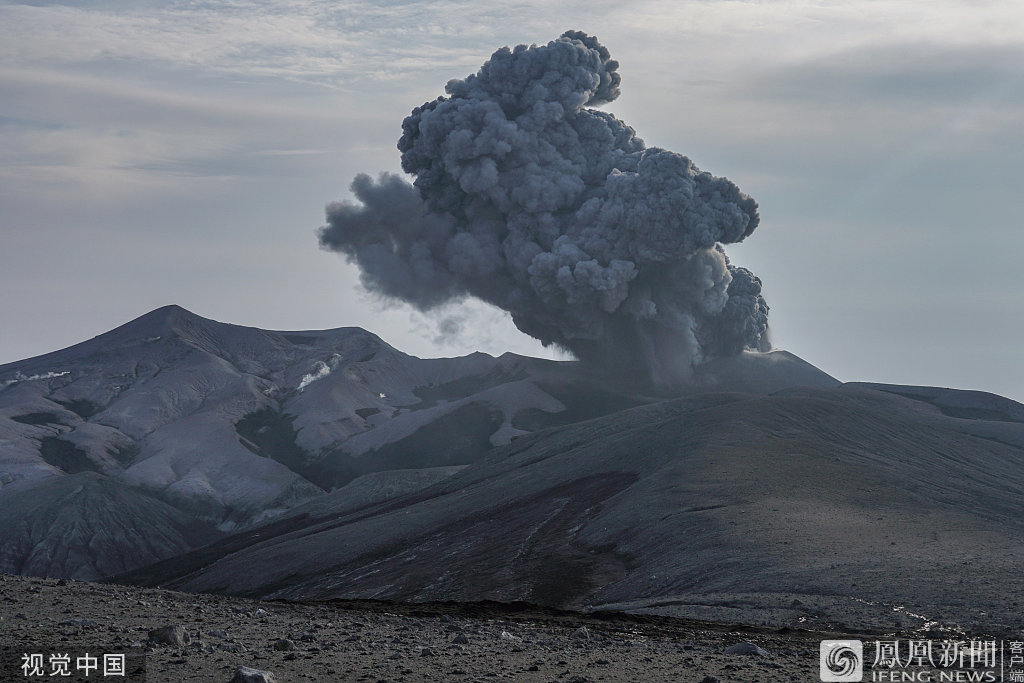 闪电击中火山瞬间图片 火山为什么会有闪电