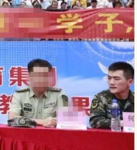 张馨予首谈军婚：自曝崇拜丈夫，曾因害怕对方而不敢对视