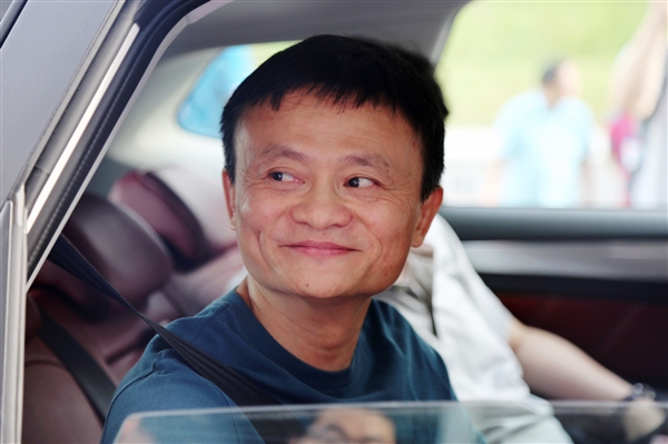 马云哭了