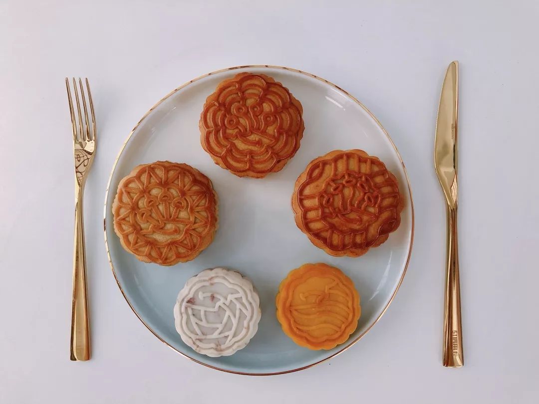耗时7天，吃掉134个月饼，2019互联网月饼哪家强？