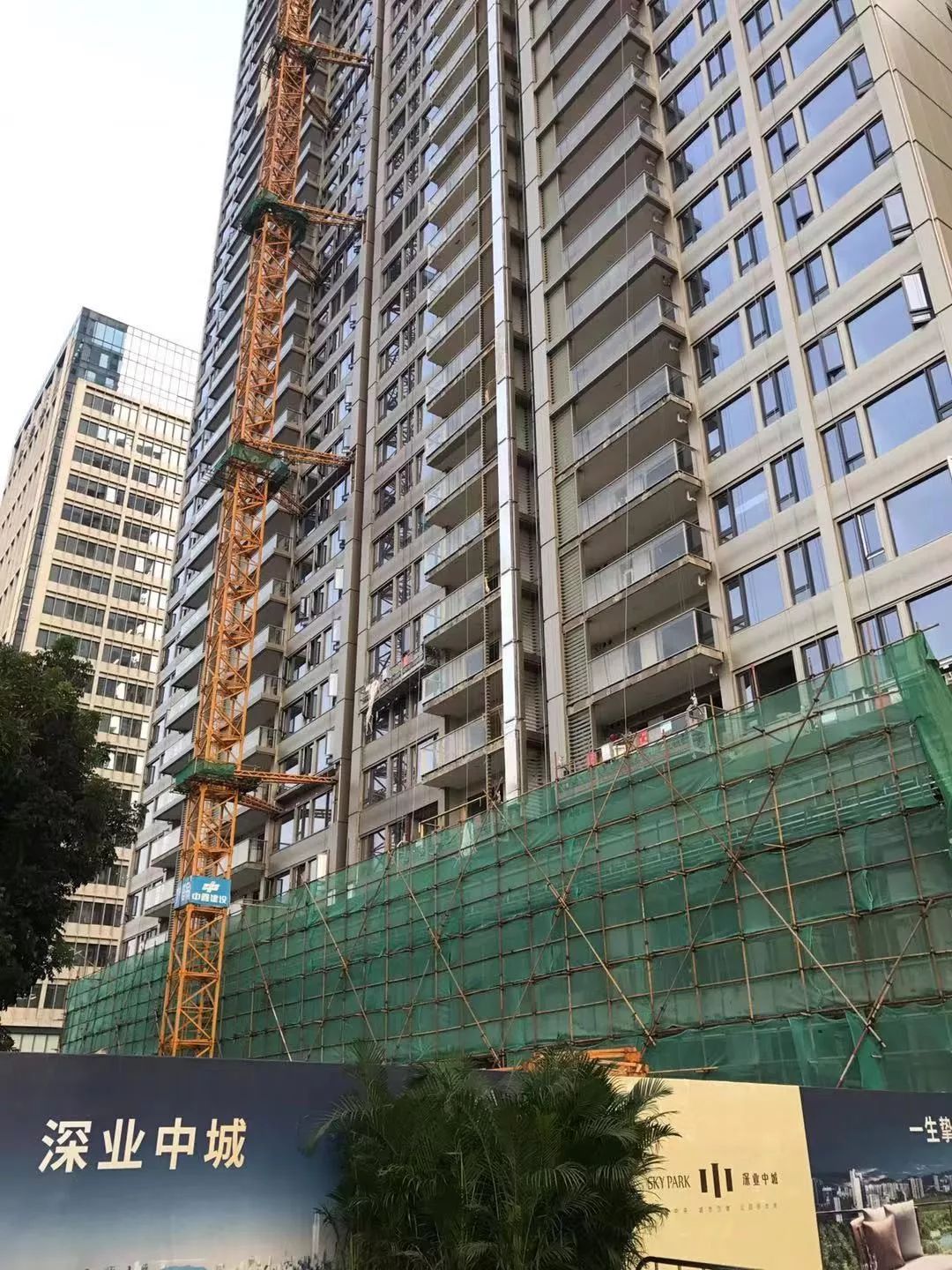 根据深业中城(一期)住宅销售方案,此次将推售2号楼,3号楼两栋共192套