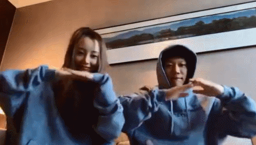 524_297 gif 动态图 动图