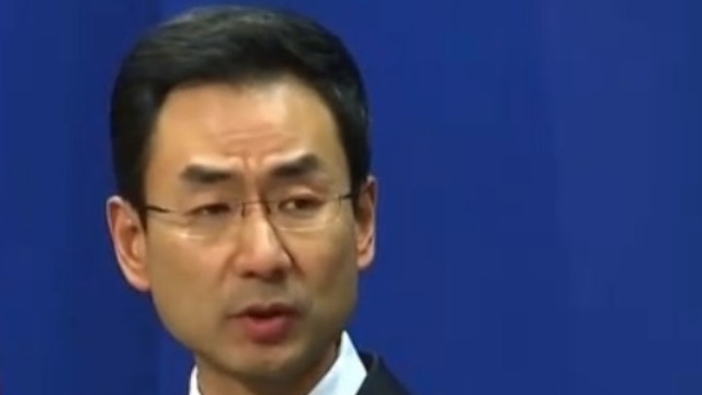 美国违背事实秘密驱逐中国官员 外交部耿爽霸气发言