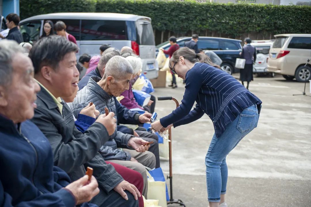 慈溪举行非遗在我身边系列活动暨敬老爱老庆重阳