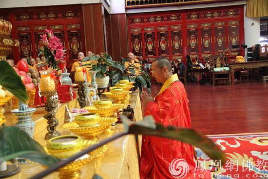 昆明宝华寺举办己亥年腊八感恩祈福法会