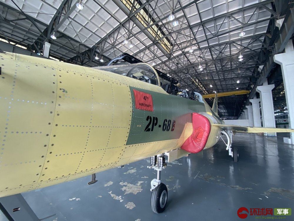 枭龙又传喜讯!巴基斯坦空军一口气接装8架双座型