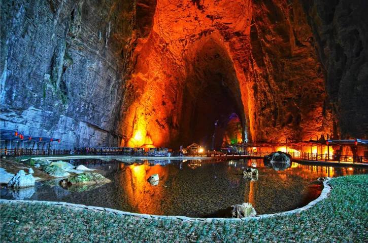 利川腾龙洞:国家5a级旅游景区