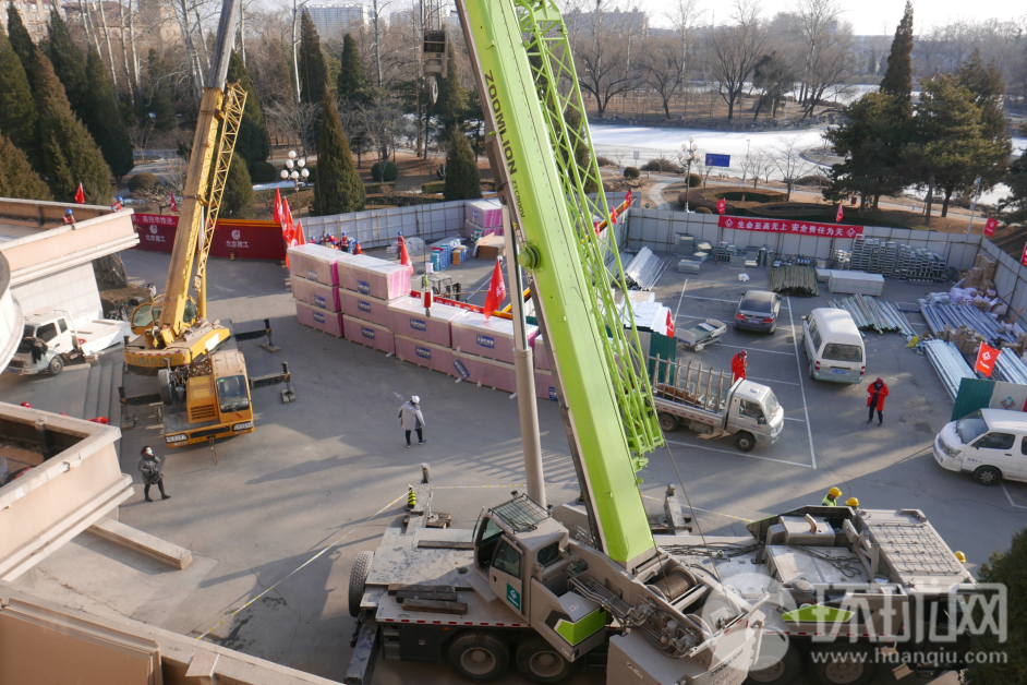 北京小汤山医院开始重建 数百工人入驻施工