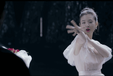 又是一枚男神杀手 28岁吴倩就能拥有可爱成18的