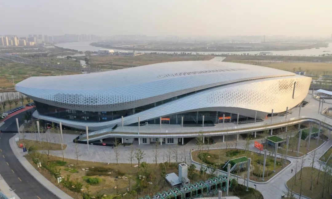 建设单位:宁波奥体中心投资发展有限公司 3,宁波奥体中心项目体育馆