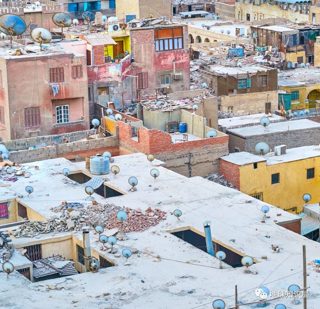 埃及首都，遍布“烂尾楼” | 地球知识局