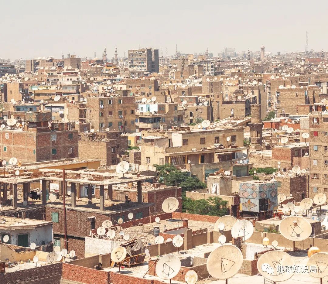 埃及首都，遍布“烂尾楼” | 地球知识局