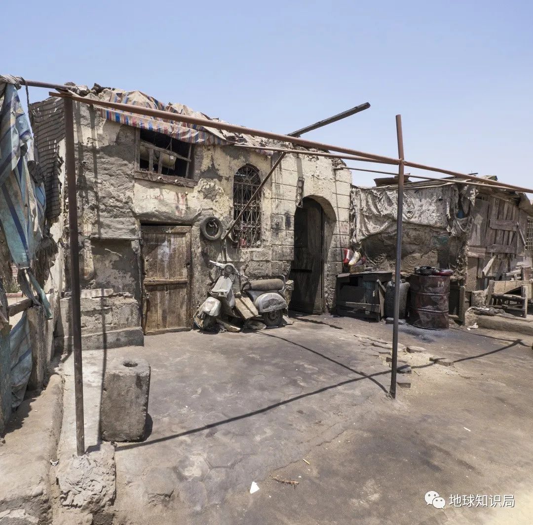 埃及首都，遍布“烂尾楼” | 地球知识局