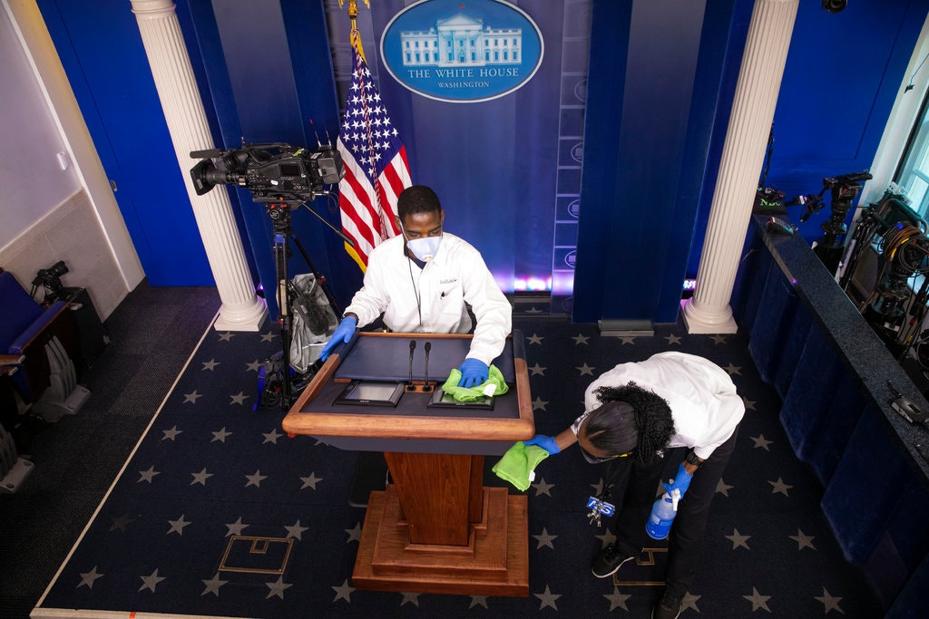 白宫40多名工作人员已确诊，70多人自我隔离