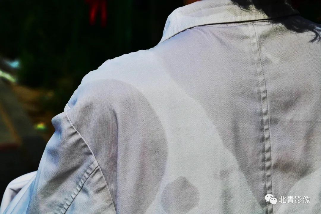 高温之下,北京核酸检测现场