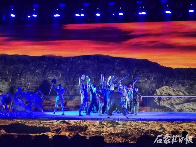【元氏 舞台 汉碑 元氏县 演员 舞台剧 龙兴元氏 屏风 数学 华丽】聚焦旅发 | 大型原创舞台剧《龙兴元氏》华丽亮相