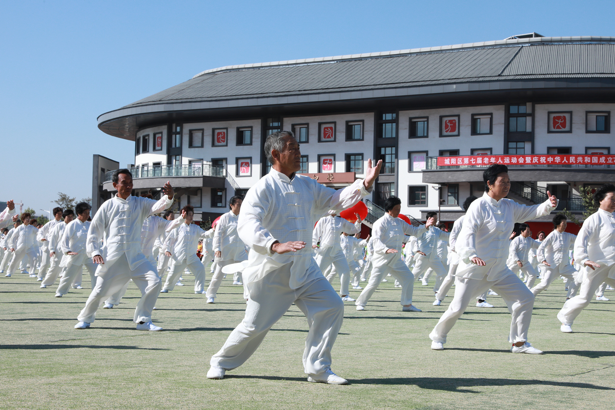 阳光银发 健身抗疫 城阳区老年人居家健身云大赛上线!