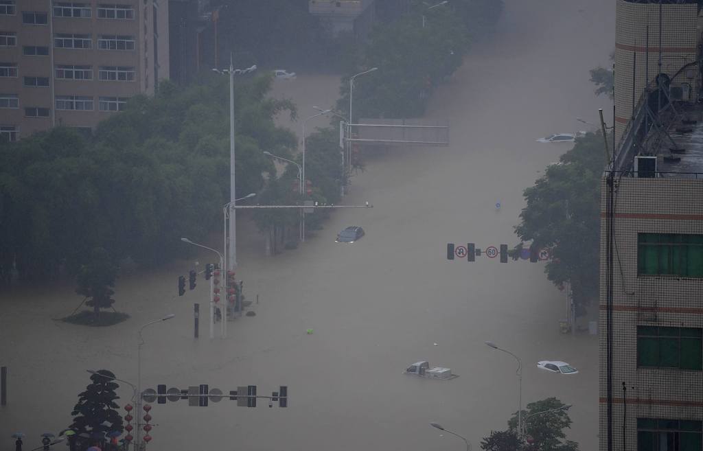 湖北恩施突发特大暴雨