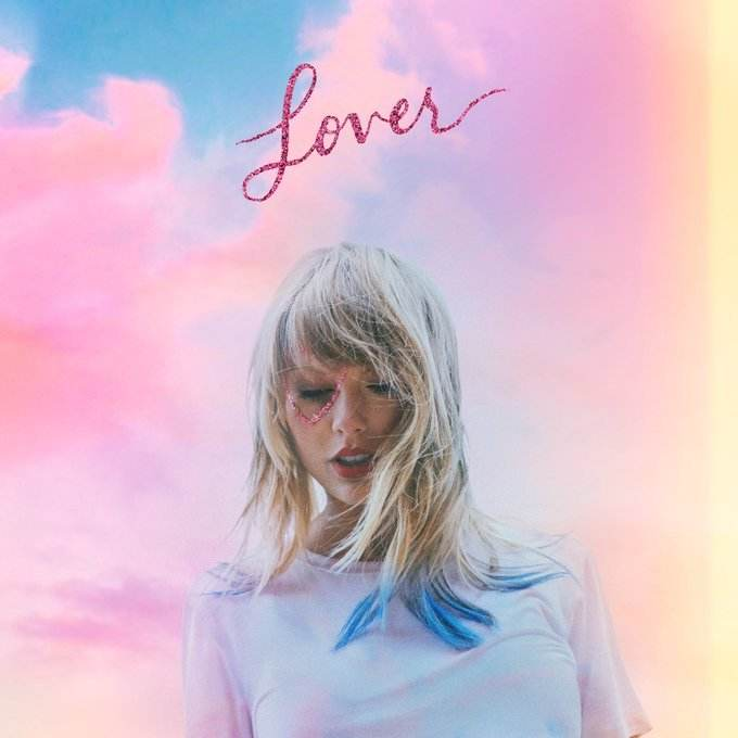 taylor swift 新专辑《folklore》悄然上线,重拾乡村音乐风格她变了