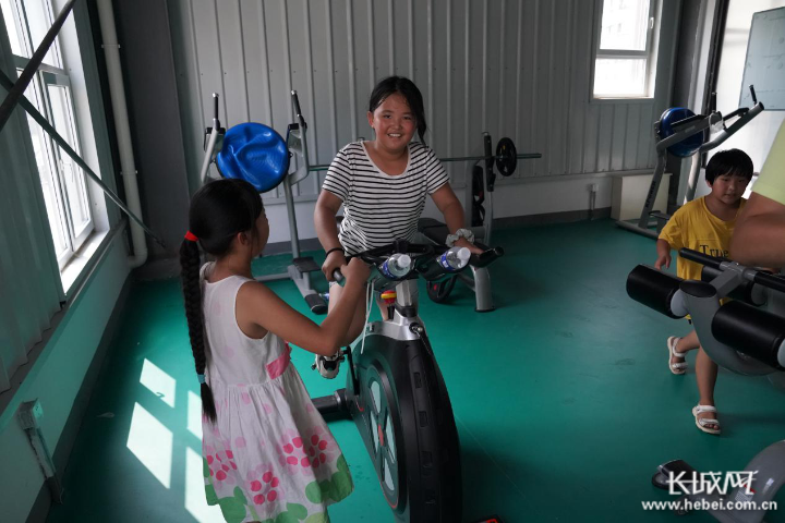 体育 长城网 全民健身 指导员 涞源县 韩颜 沧州市 市民 张焱辉 网球|各有千秋 河北三地全民健身这样开展