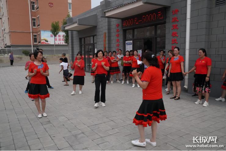 体育 长城网 全民健身 指导员 涞源县 韩颜 沧州市 市民 张焱辉 网球|各有千秋 河北三地全民健身这样开展