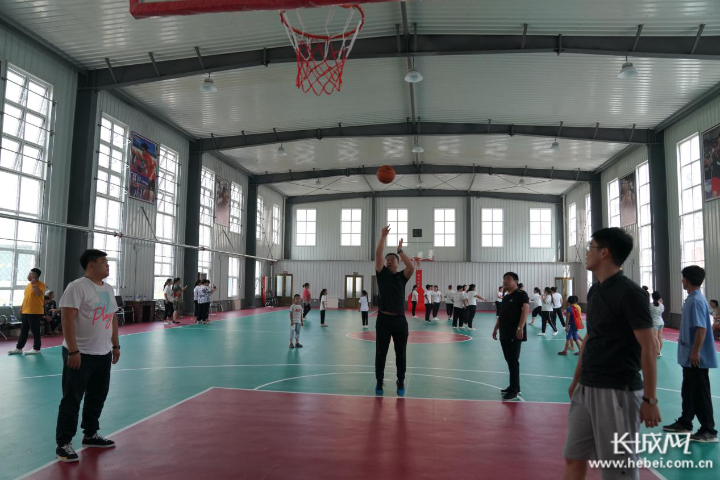 体育 长城网 全民健身 指导员 涞源县 韩颜 沧州市 市民 张焱辉 网球|各有千秋 河北三地全民健身这样开展
