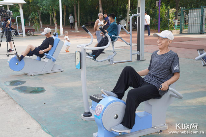 体育 长城网 全民健身 指导员 涞源县 韩颜 沧州市 市民 张焱辉 网球|各有千秋 河北三地全民健身这样开展