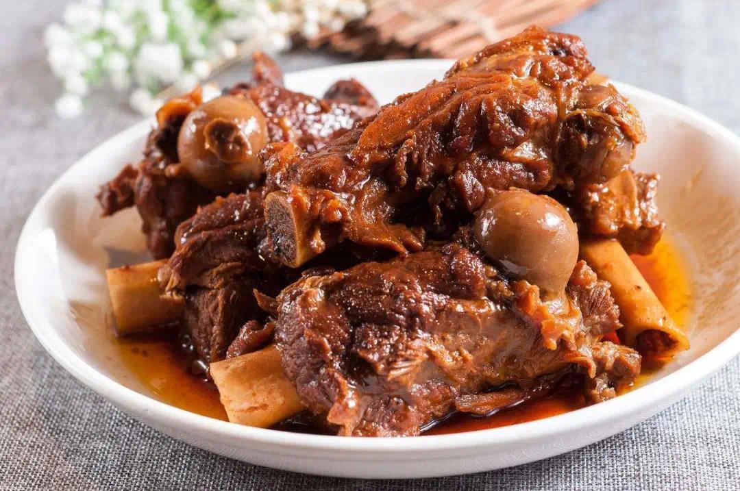 从北国风光到热带景观，这条铁路线怎么这么美？