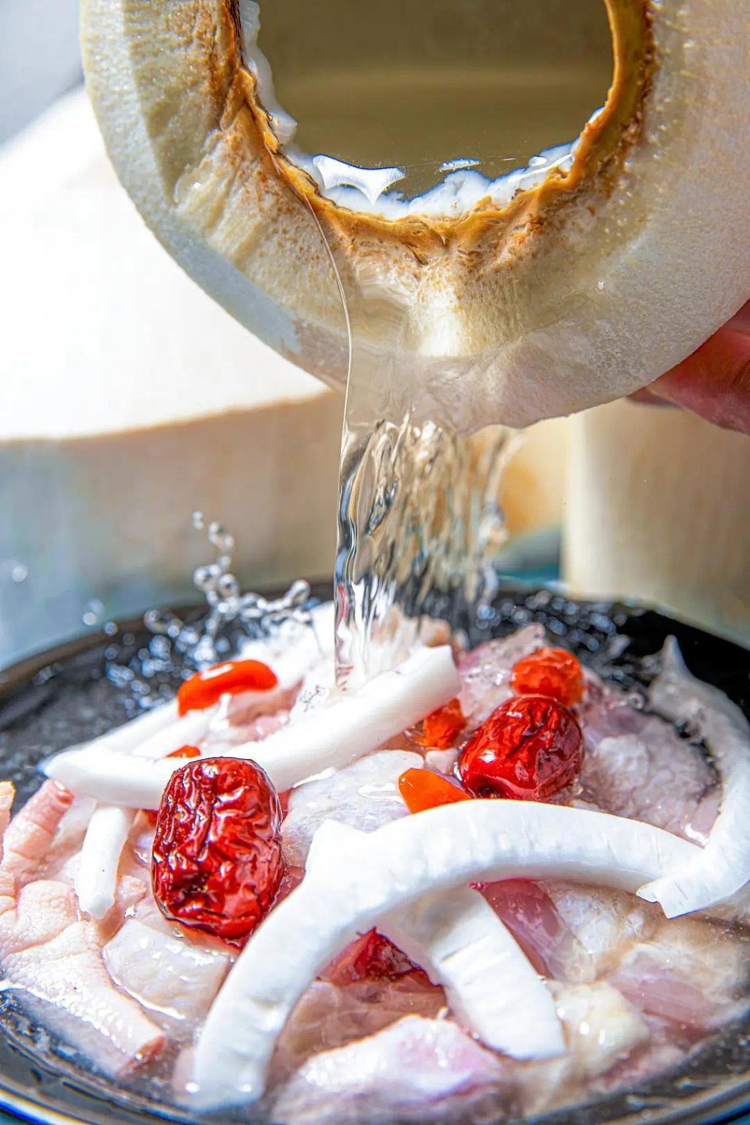 从北国风光到热带景观，这条铁路线怎么这么美？