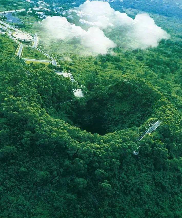 从北国风光到热带景观，这条铁路线怎么这么美？