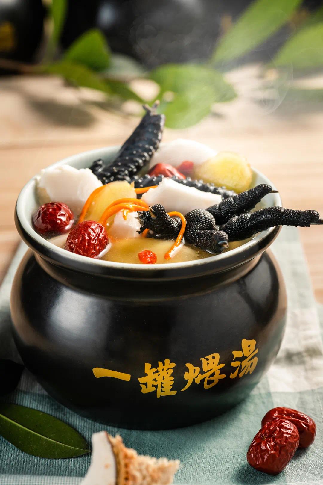 从北国风光到热带景观，这条铁路线怎么这么美？