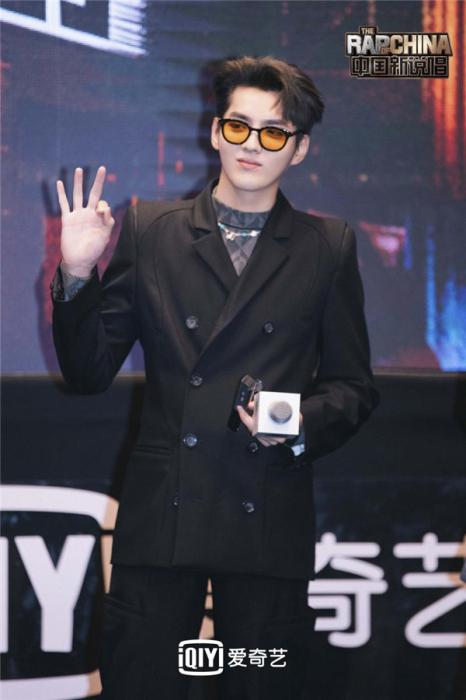 吴亦凡 厂牌 中国新说唱2020 潘玮柏 张靓颖 主办方 制片人 谈选人 gai 标准|《中国新说唱2020》首播探班 吴亦凡谈选人标准