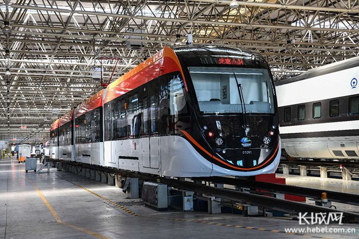 |中车唐山制造!福建省首列有轨电车正式下线