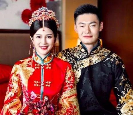 那个热搜上被“家暴”的女主角 我就知道这么多