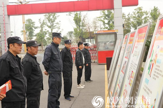 企业 火灾 员工 常德 大队 水带 消防站 海利化工|常德：多家企业100余名员工走进消防站