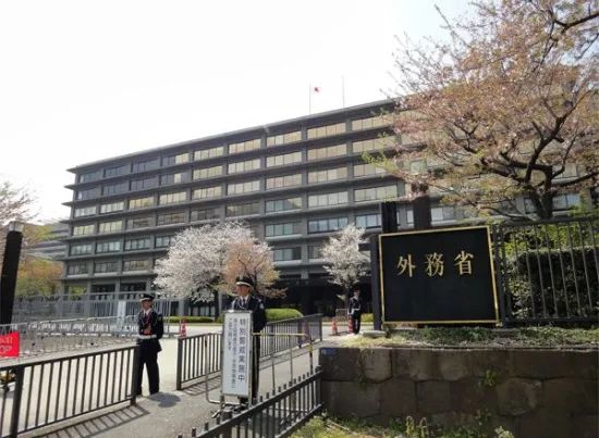 日本倾倒核污水，为何西方媒体集体装傻