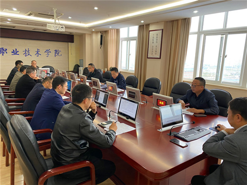 滁州职业技术学院:杨家庆组织召开疫情防控领导小组工作会