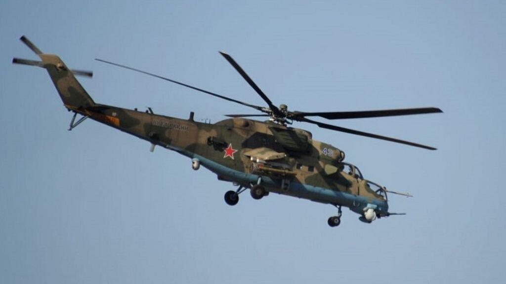 俄军向纳卡地区派出米24直升机同型3天前被击落