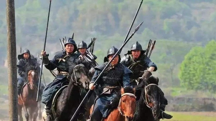中国古代打仗的长矛有多长,是用什么材料制作的?