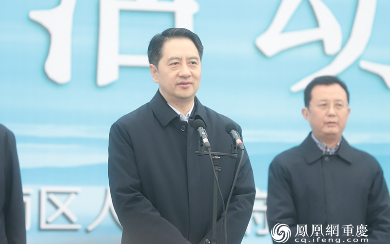 潼南区委书记曾菁华致辞,遂宁市委副书记,市长邓正权,重庆市交通局副