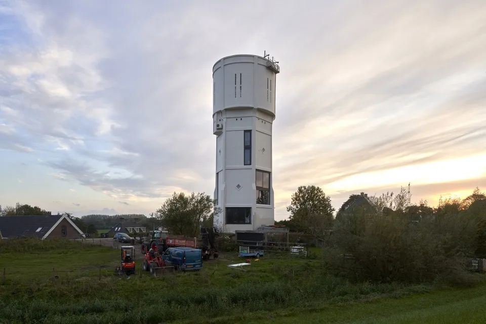 环球建筑周报 扎哈事务所赢得深圳湾超级总部基地c塔竞赛方案 双塔