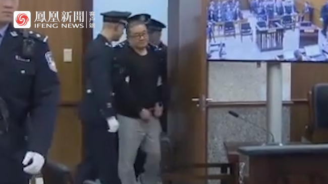 孙小果案大量细节曝光,19名"保护伞"获刑!