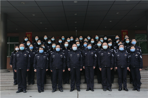 陕西省女子监狱组织召开2020年新录干警座谈会及赴新址参观活动