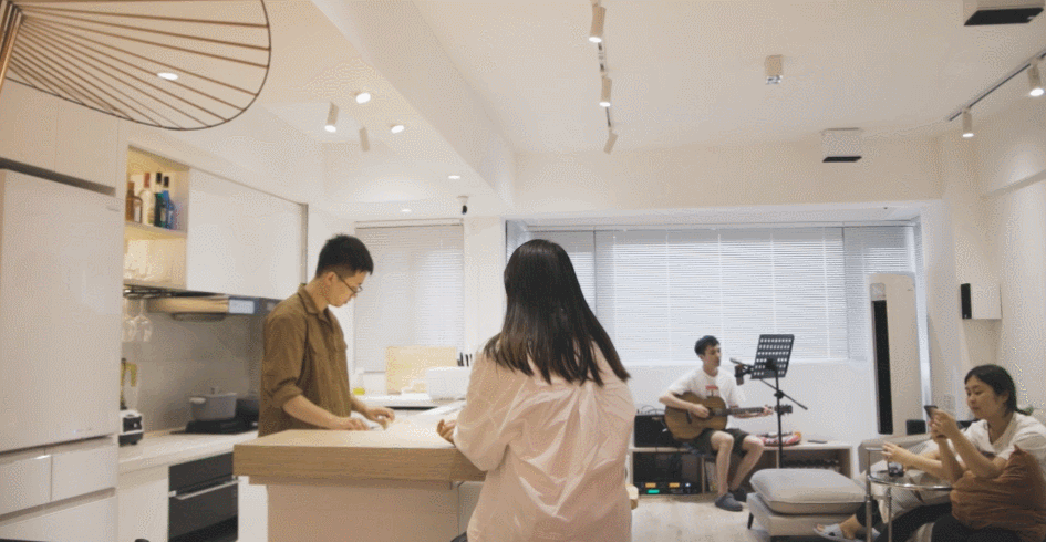 把ktv和酒吧开进家79㎡还塞下个日式庭院