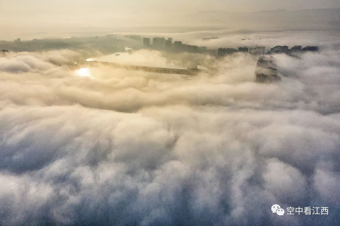 太壮丽!武宁梦幻云海晨光